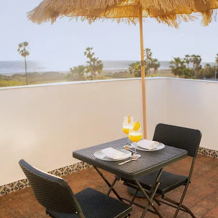 Playa Conil - Beachfront & Hotell