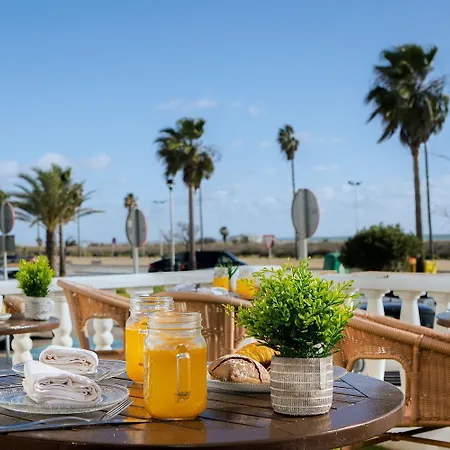 Hotell Playa Conil - Beachfront &