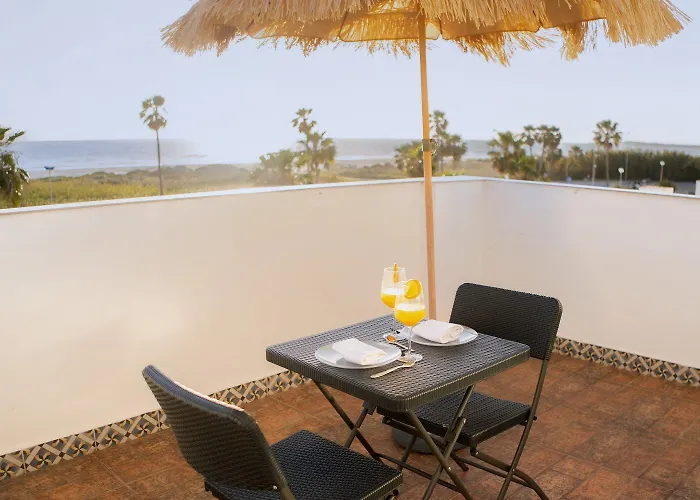 Playa Conil - Beachfront & Hotel