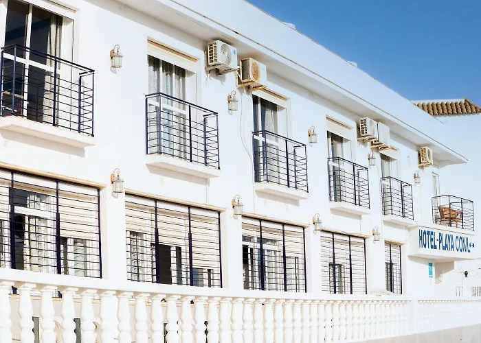 Playa Conil - Beachfront & Hotel *