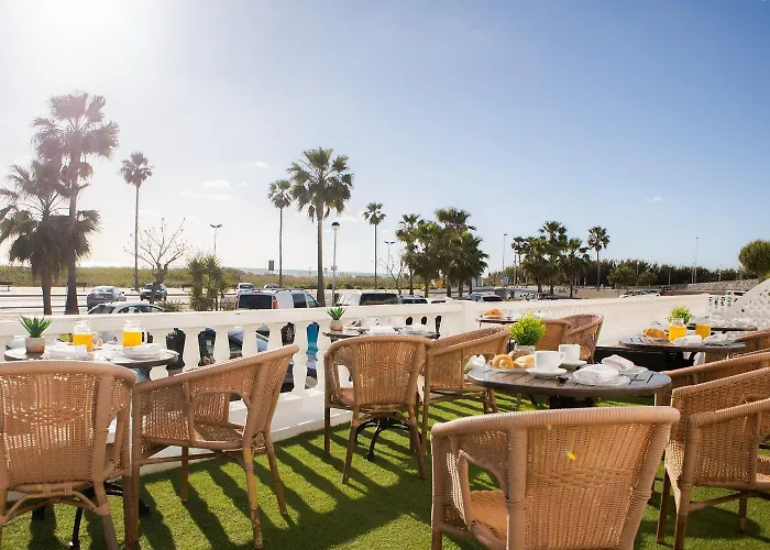 Hotel Playa Conil - Beachfront & Conil De La Frontera